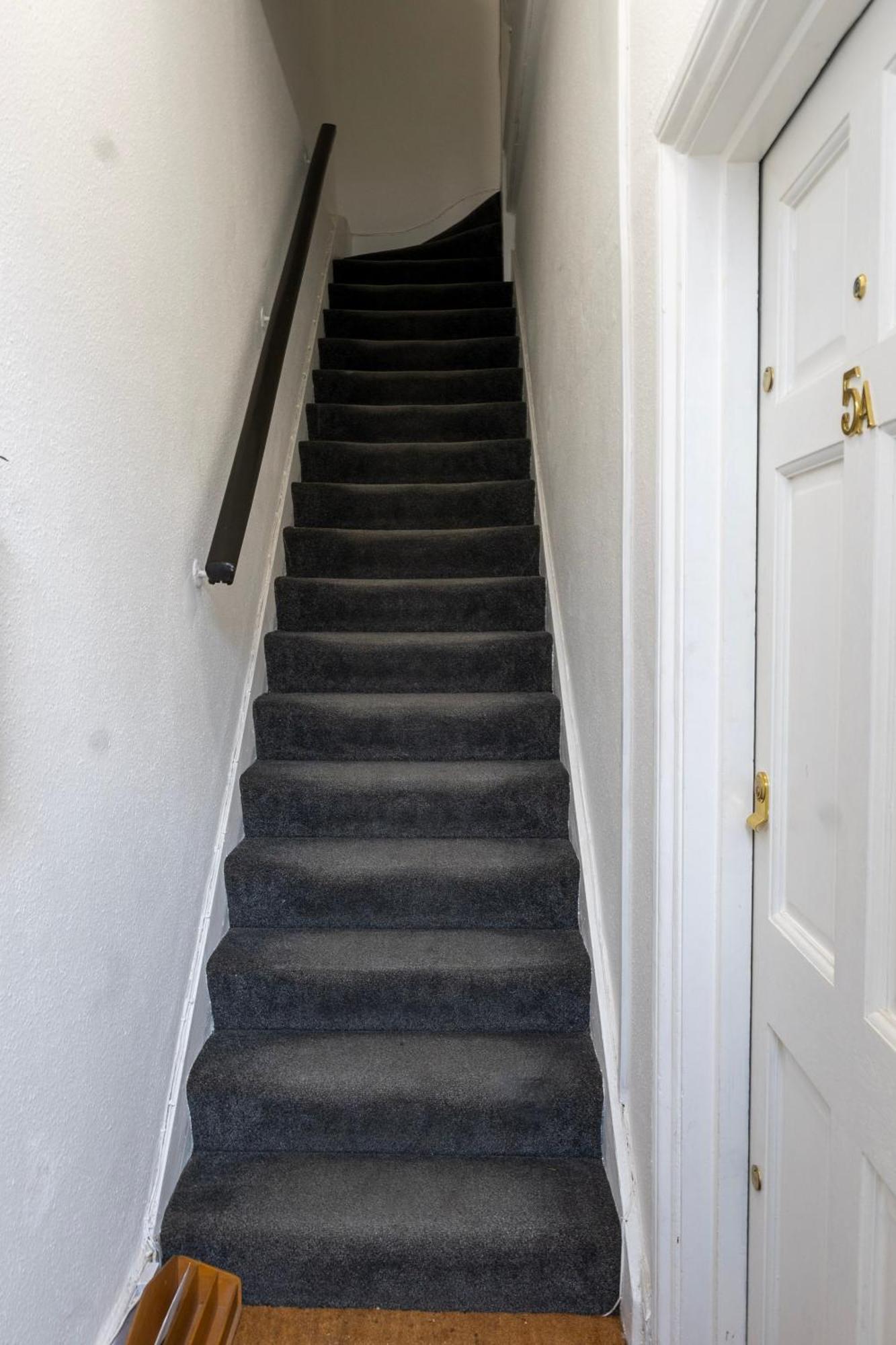 5C- Stylish Urban Retreat - Spacious 2 Bed Flat London Exterior foto