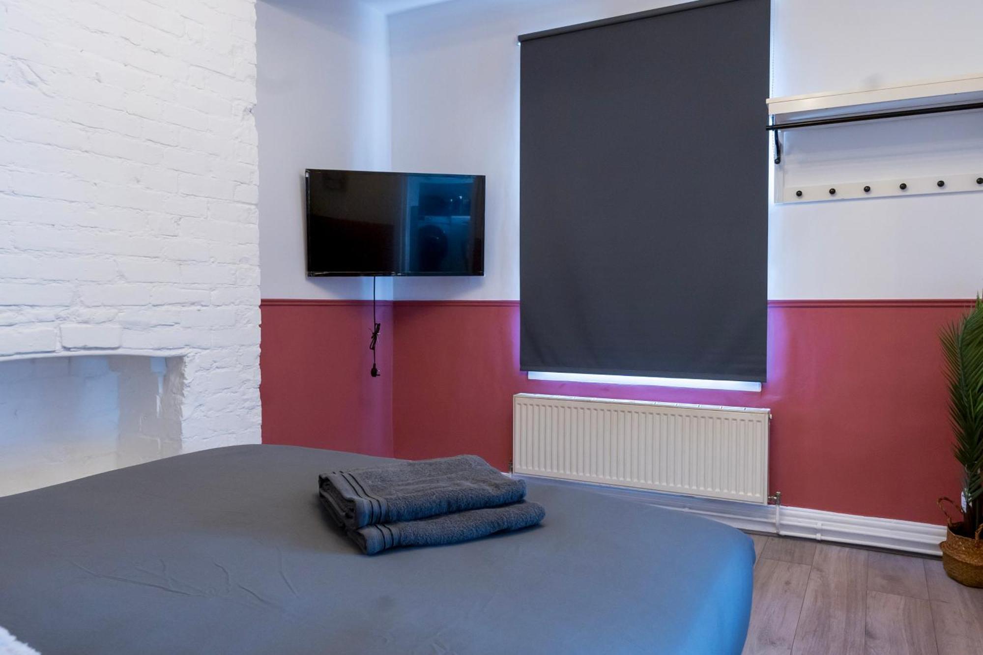 5C- Stylish Urban Retreat - Spacious 2 Bed Flat London Exterior foto
