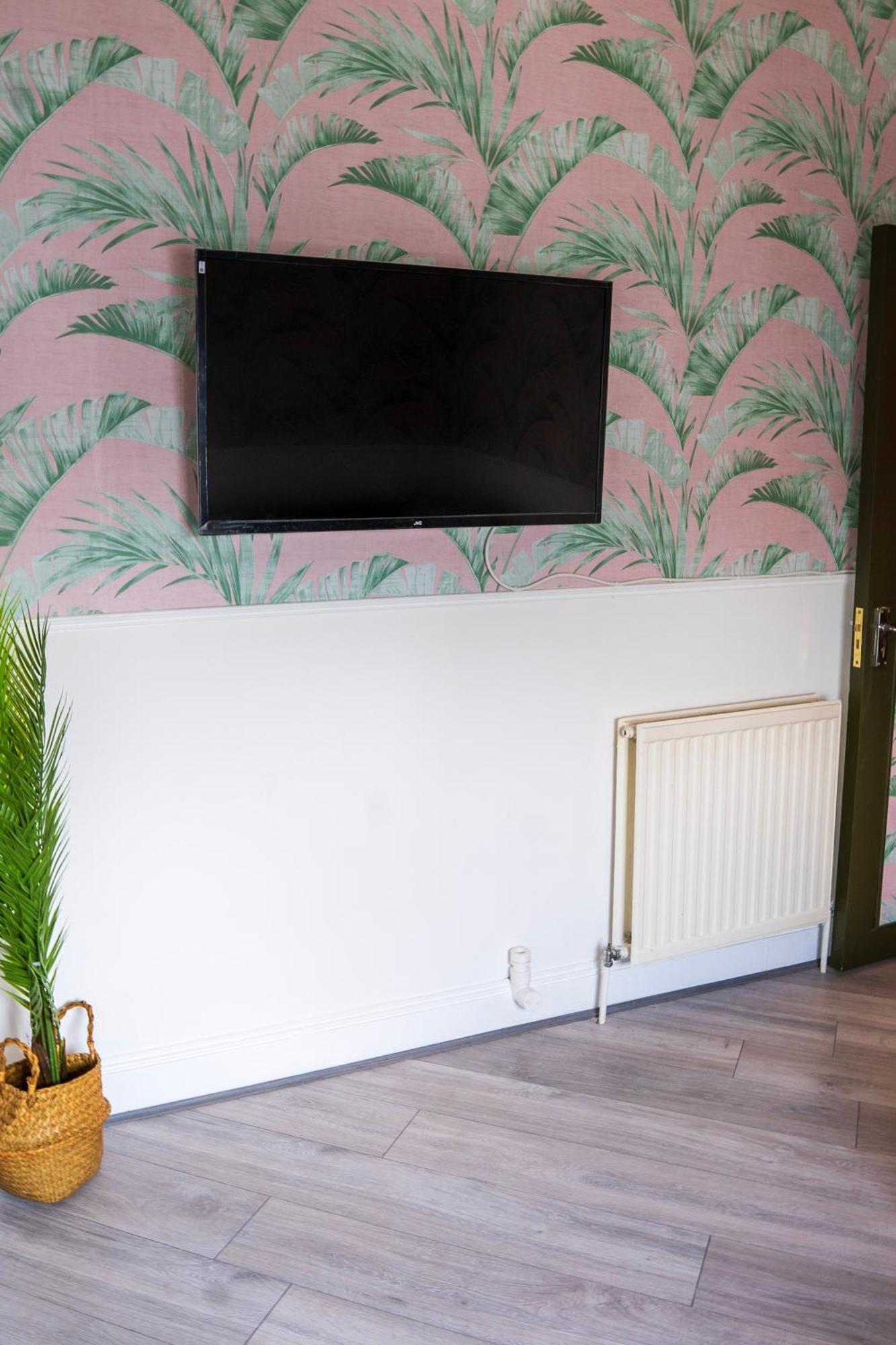 5C- Stylish Urban Retreat - Spacious 2 Bed Flat London Exterior foto