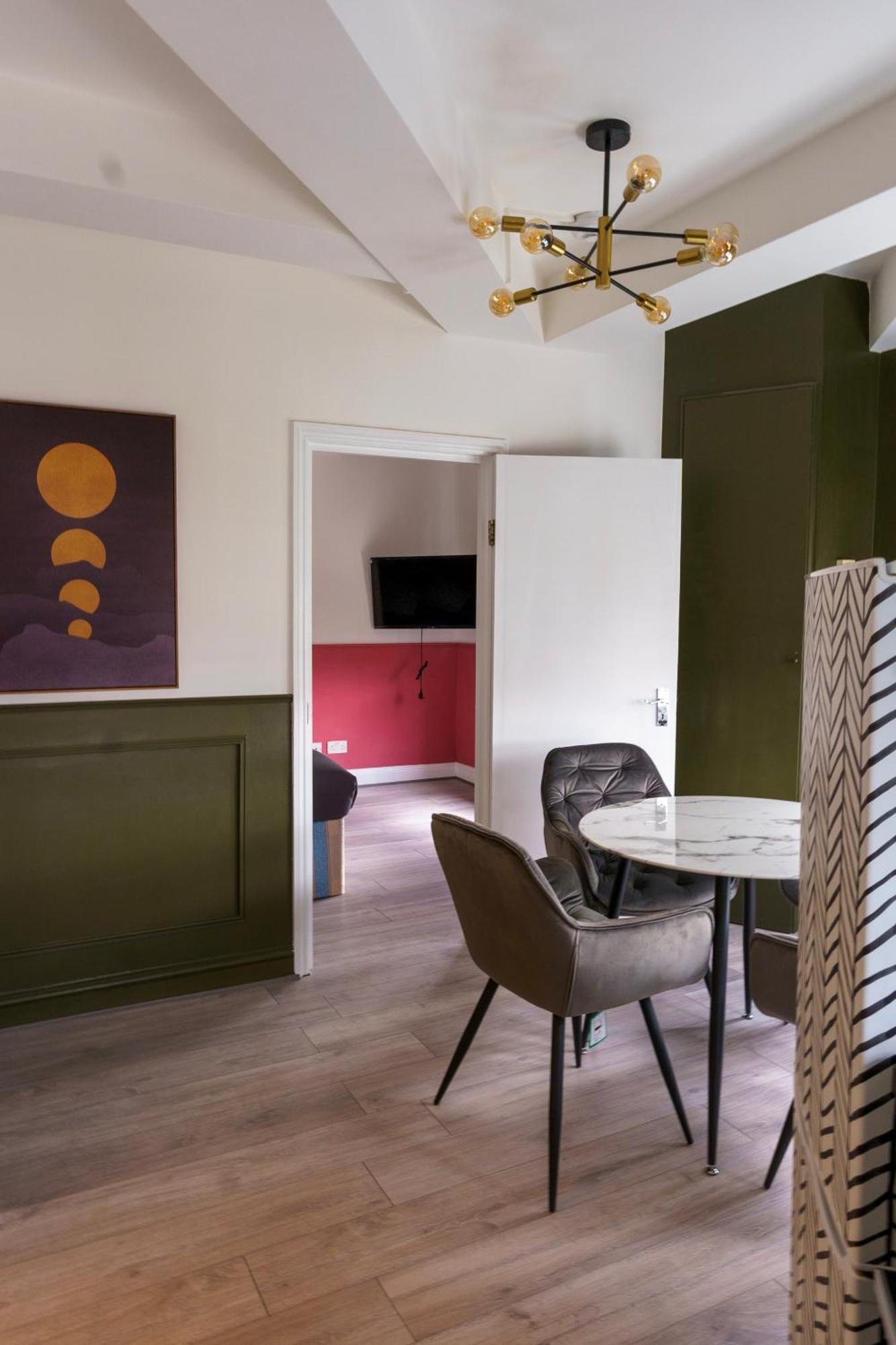 5C- Stylish Urban Retreat - Spacious 2 Bed Flat London Exterior foto