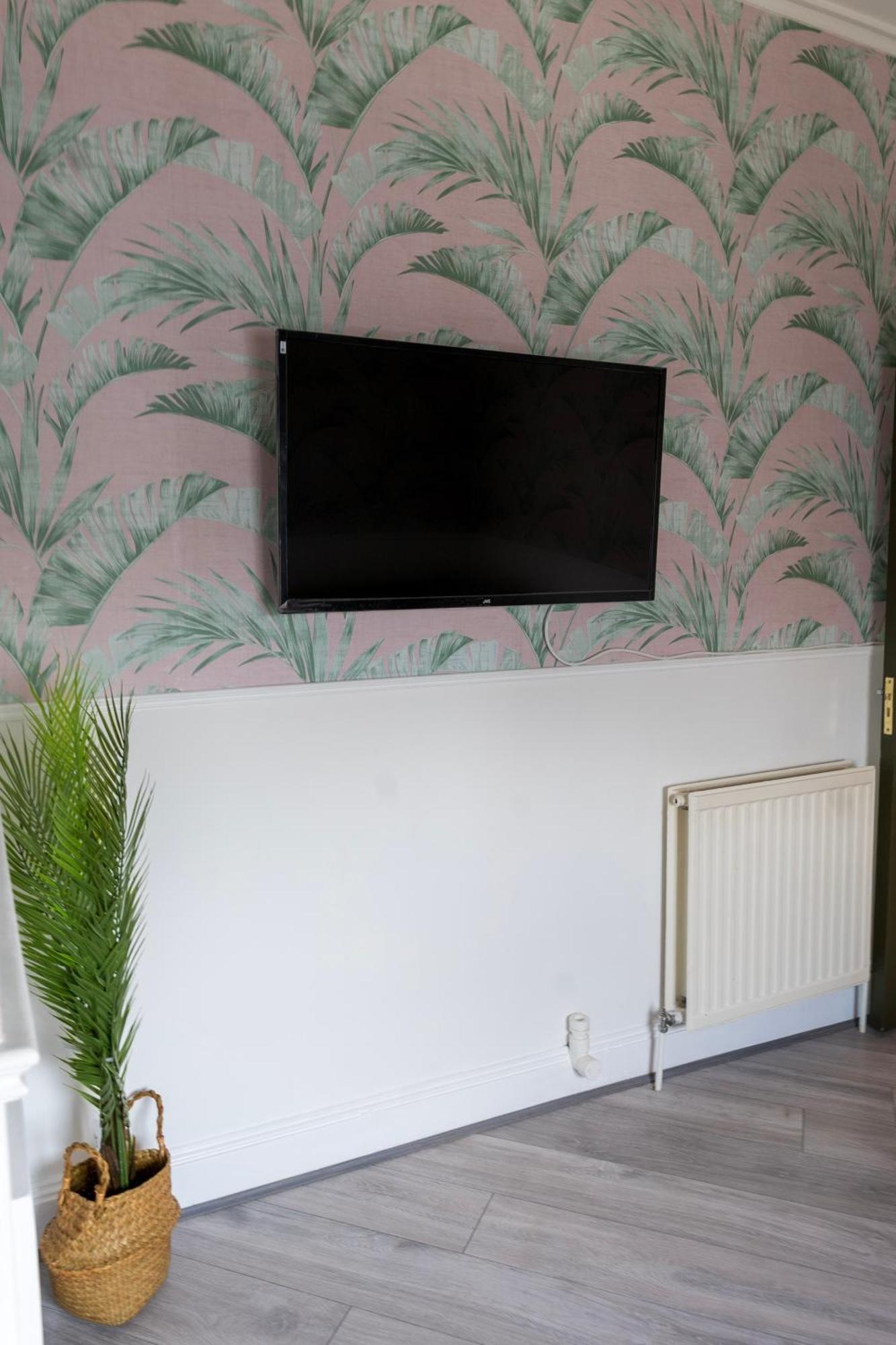 5C- Stylish Urban Retreat - Spacious 2 Bed Flat London Exterior foto